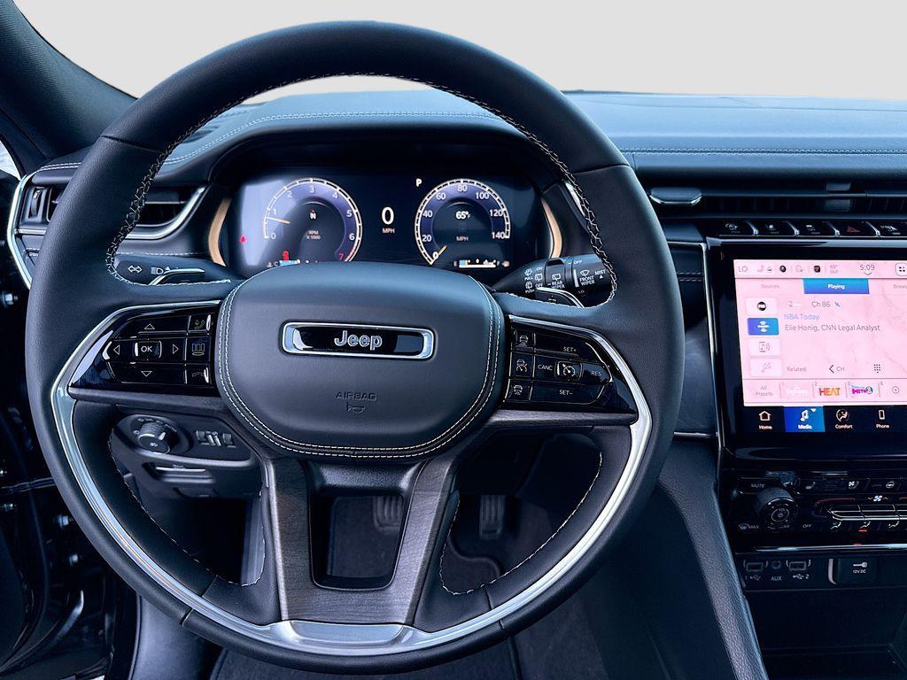 new 2025 Jeep Grand Cherokee car, priced at $53,080