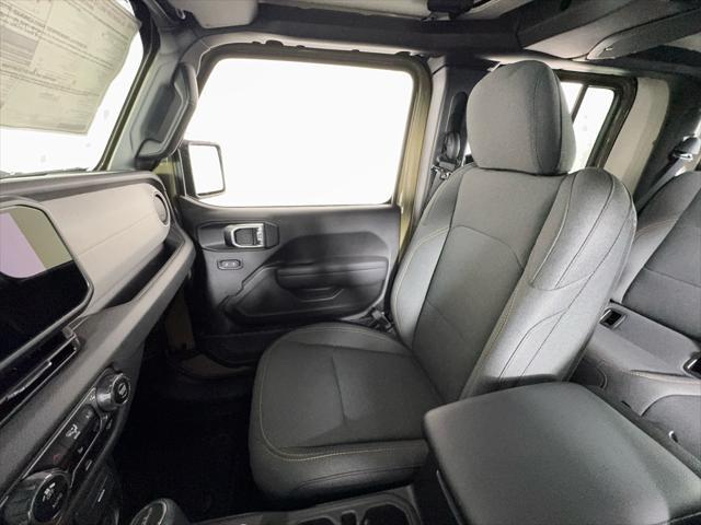 new 2025 Jeep Gladiator car, priced at $44,340