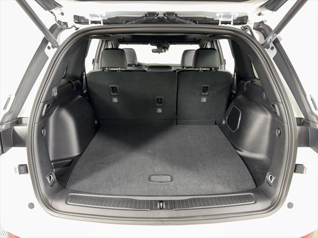 new 2025 Jeep Grand Cherokee car, priced at $46,379