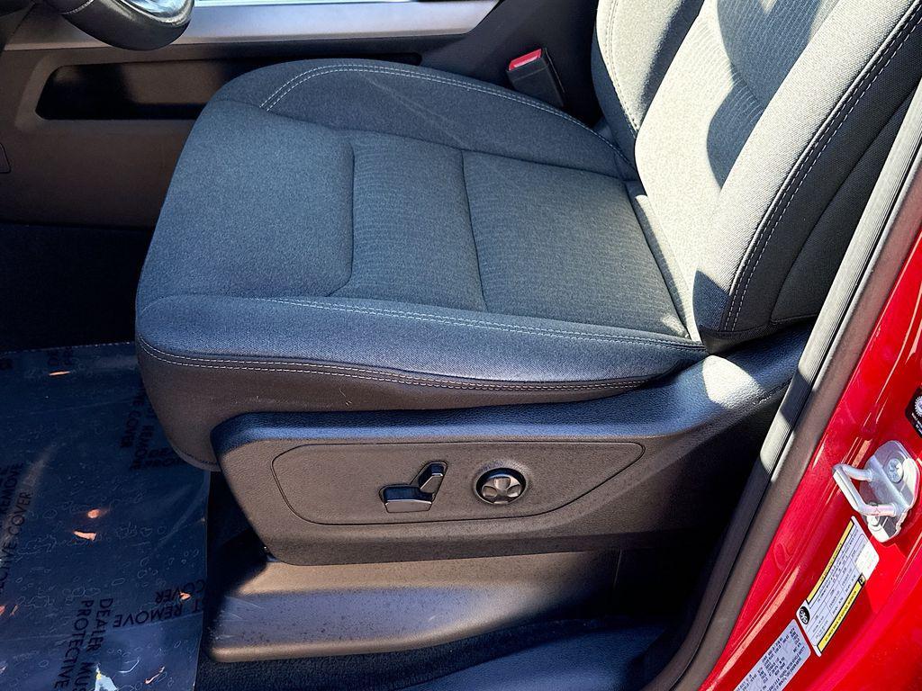 used 2021 Ram 1500 car, priced at $28,000