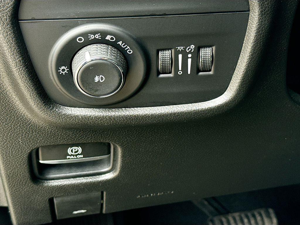 used 2021 Jeep Grand Cherokee L car, priced at $33,250