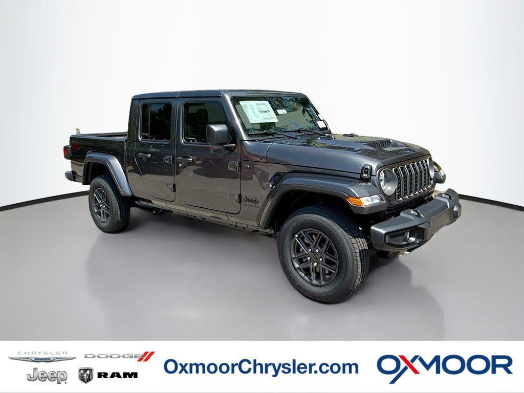 new 2025 Jeep Gladiator car, priced at $40,070