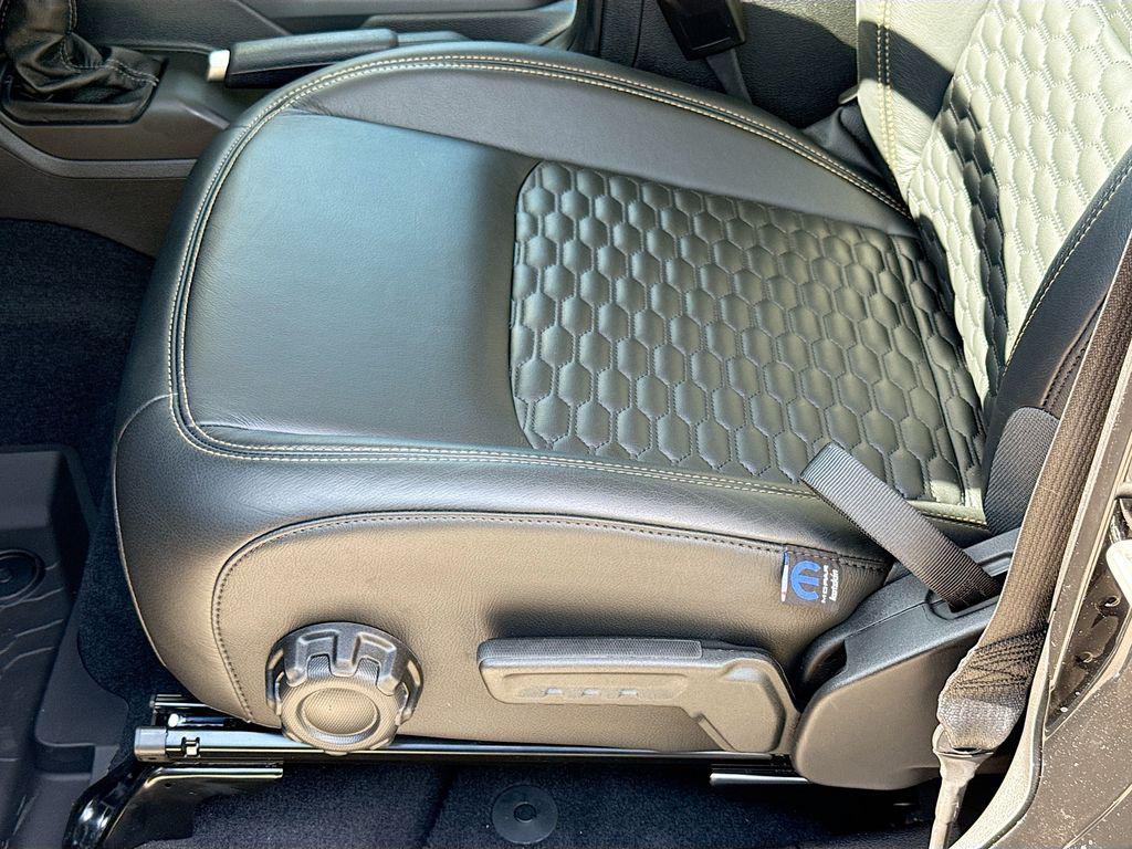 new 2025 Jeep Gladiator car, priced at $41,770