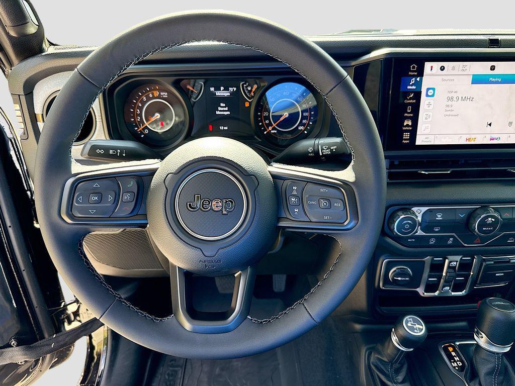 new 2025 Jeep Gladiator car, priced at $41,770