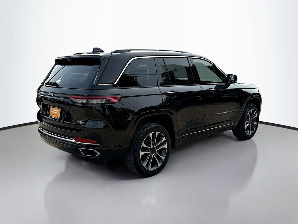 used 2022 Jeep Grand Cherokee car, priced at $37,000