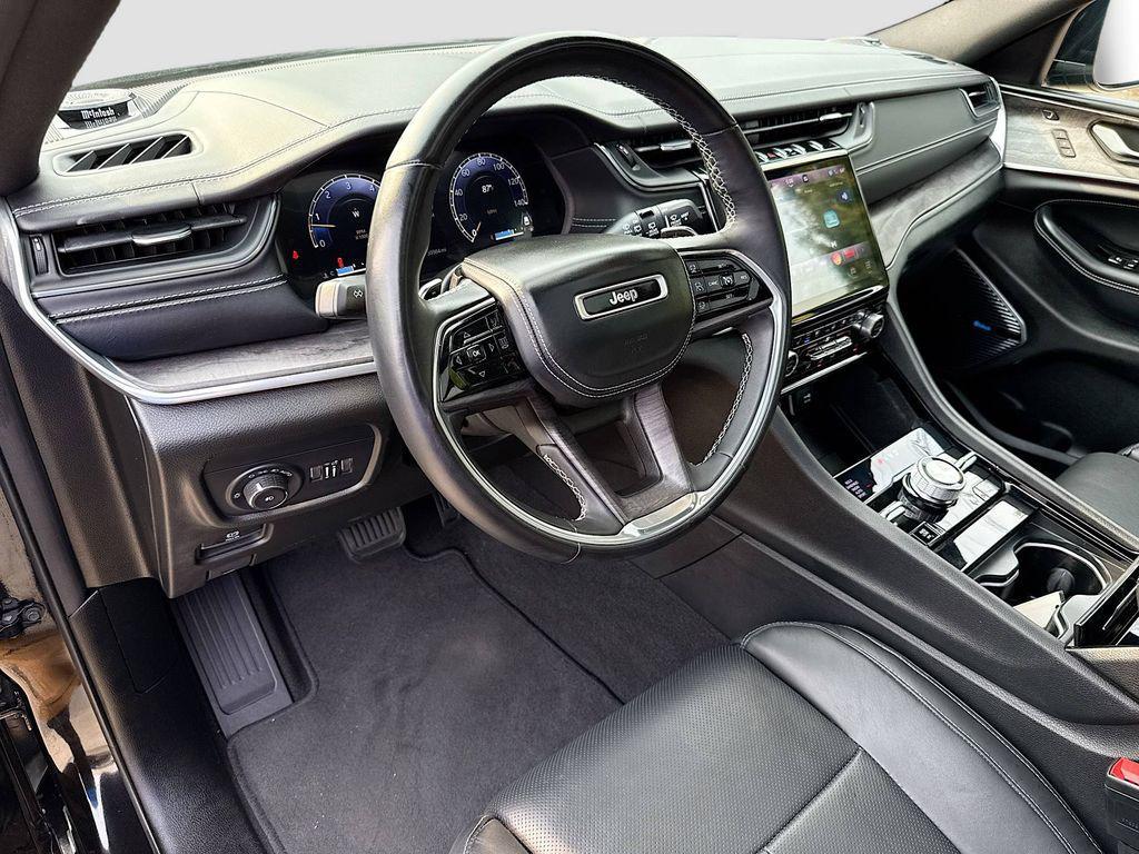 used 2022 Jeep Grand Cherokee car, priced at $37,000