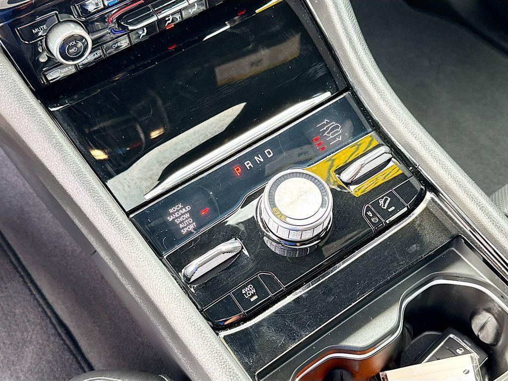 used 2022 Jeep Grand Cherokee car, priced at $37,000