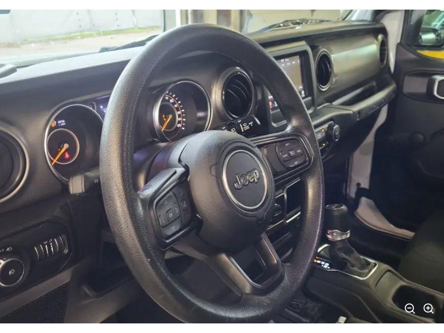 used 2022 Jeep Wrangler Unlimited car, priced at $33,500