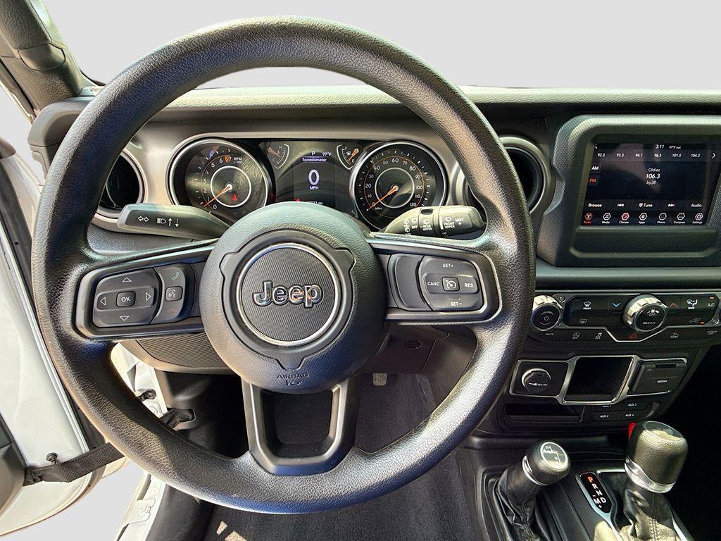 used 2022 Jeep Wrangler Unlimited car, priced at $34,000