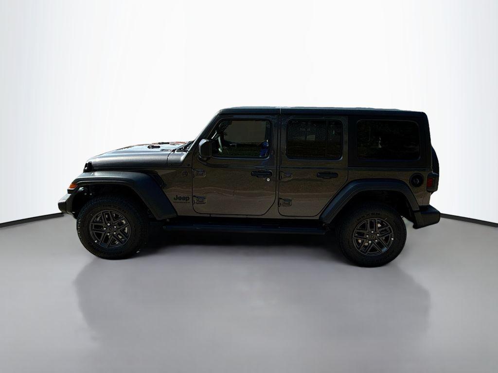 new 2025 Jeep Wrangler car, priced at $43,070