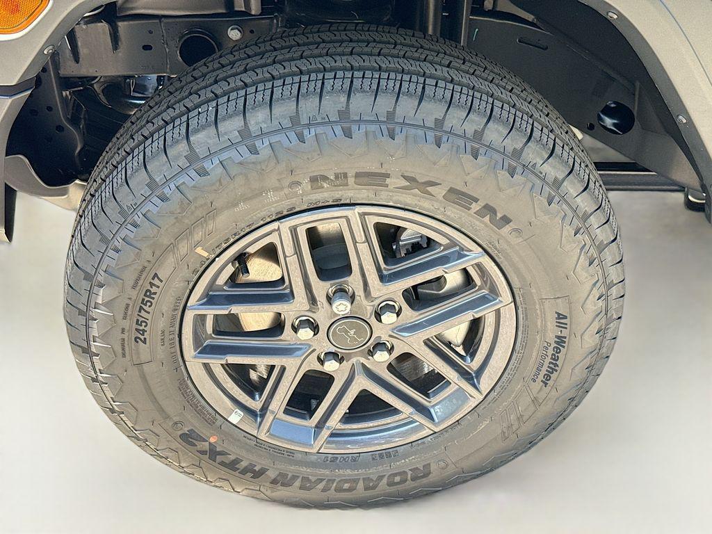 new 2025 Jeep Wrangler car, priced at $43,070