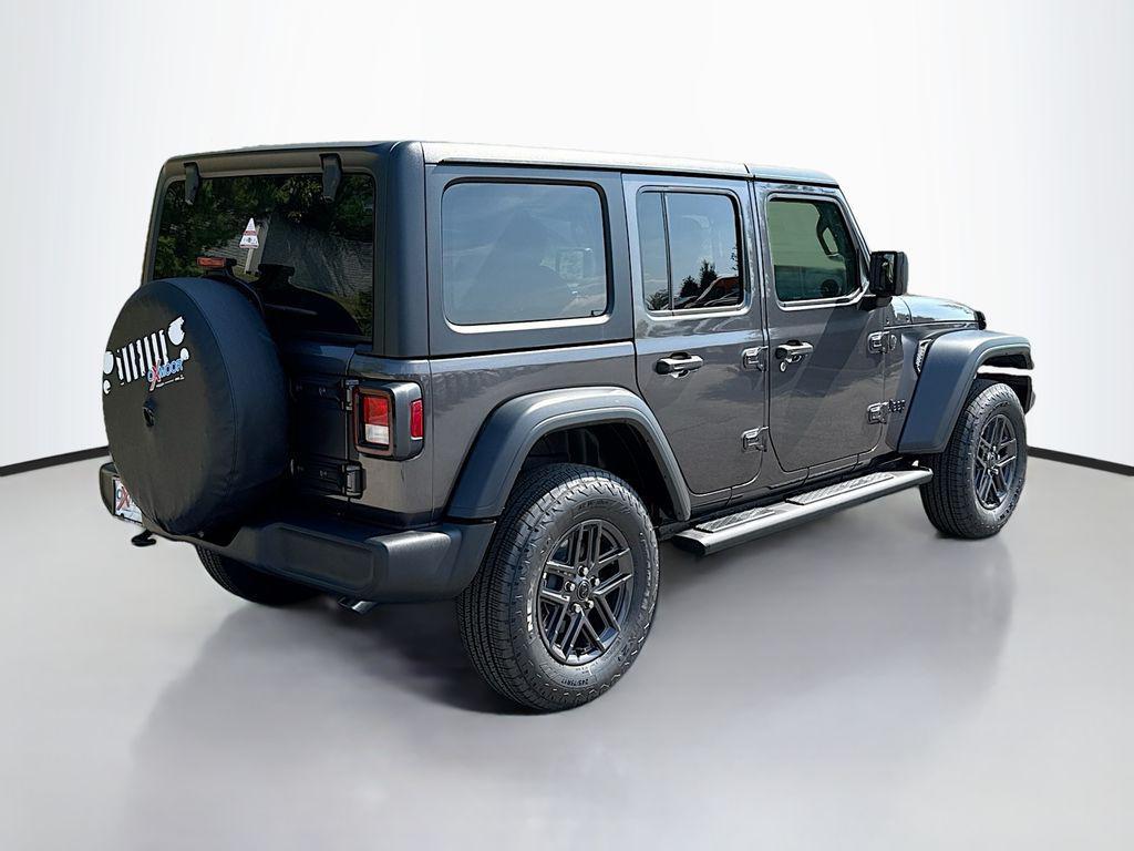 new 2025 Jeep Wrangler car, priced at $43,070