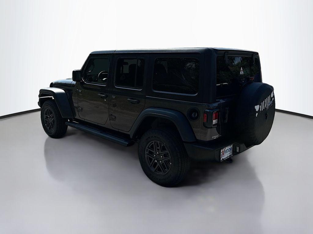 new 2025 Jeep Wrangler car, priced at $43,070