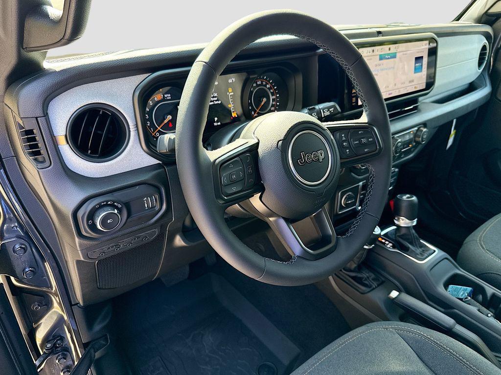 new 2025 Jeep Wrangler car, priced at $43,070