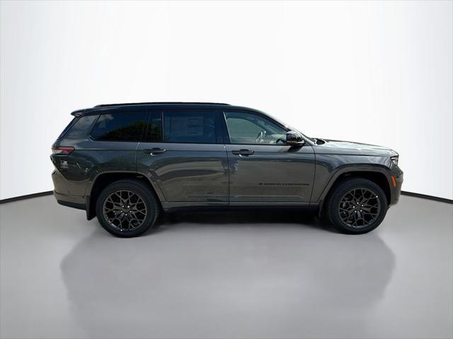 new 2025 Jeep Grand Cherokee L car, priced at $66,757