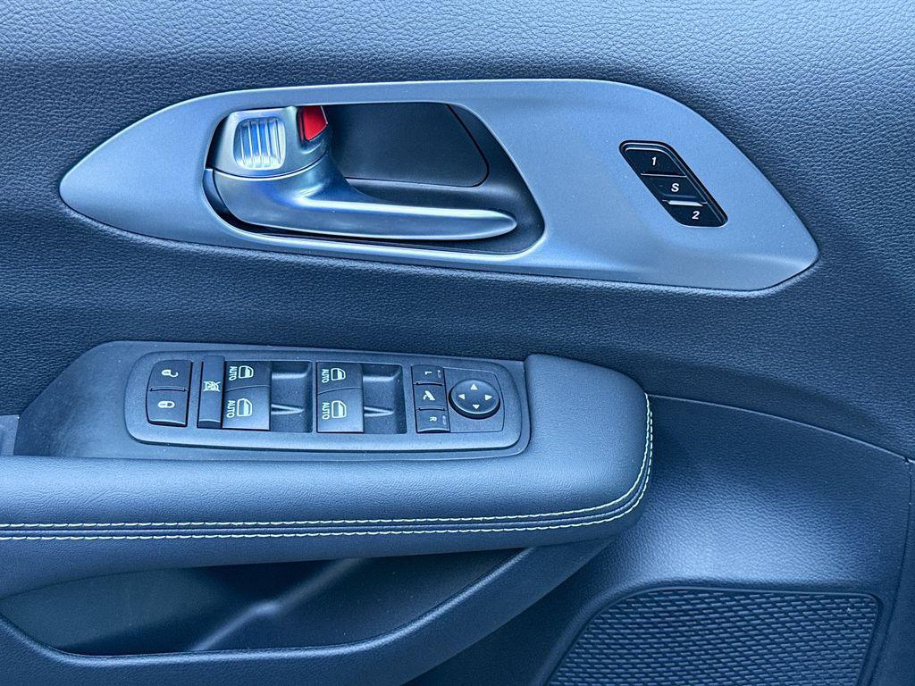 new 2026 Chrysler Pacifica car, priced at $49,020