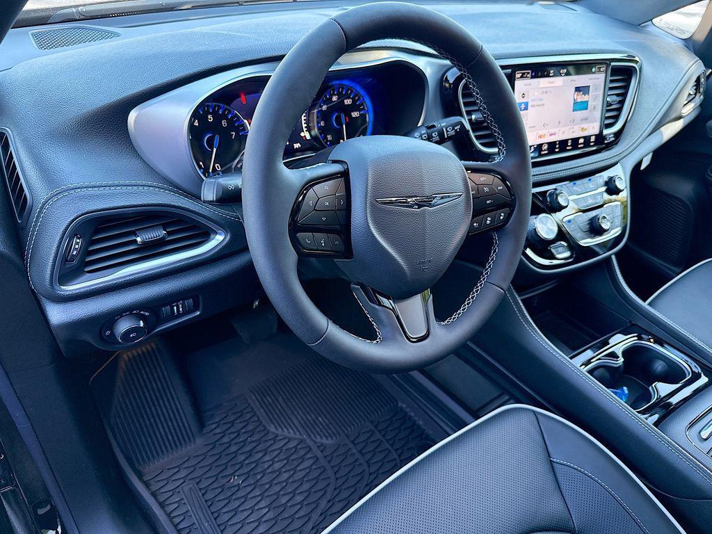 new 2026 Chrysler Pacifica car, priced at $49,020
