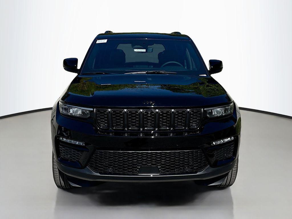 new 2025 Jeep Grand Cherokee car, priced at $49,435