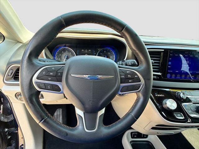 used 2017 Chrysler Pacifica car, priced at $10,995