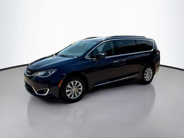 used 2017 Chrysler Pacifica car, priced at $10,995