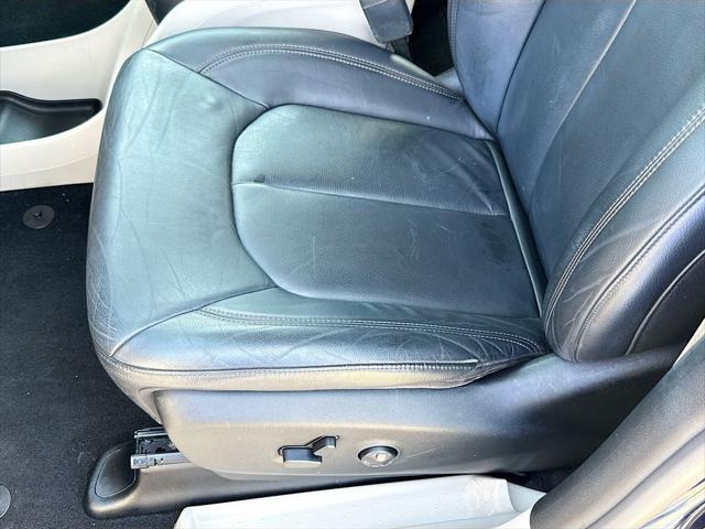 used 2017 Chrysler Pacifica car, priced at $10,995