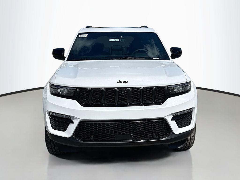 new 2025 Jeep Grand Cherokee car, priced at $49,840