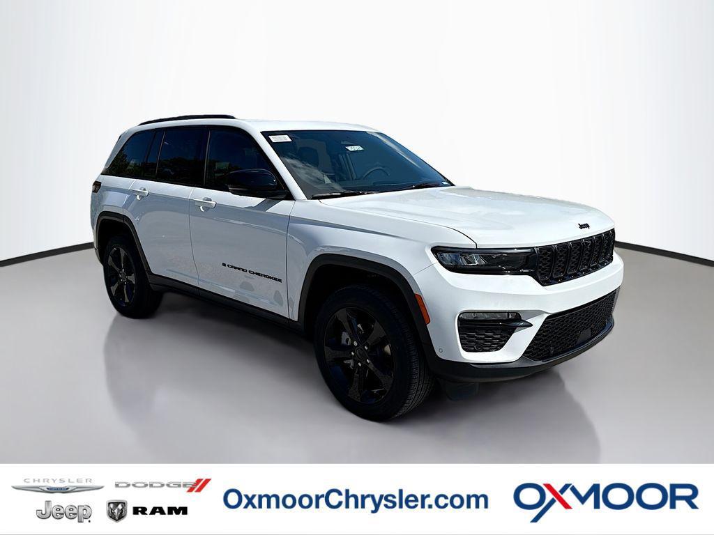 new 2025 Jeep Grand Cherokee car, priced at $49,840