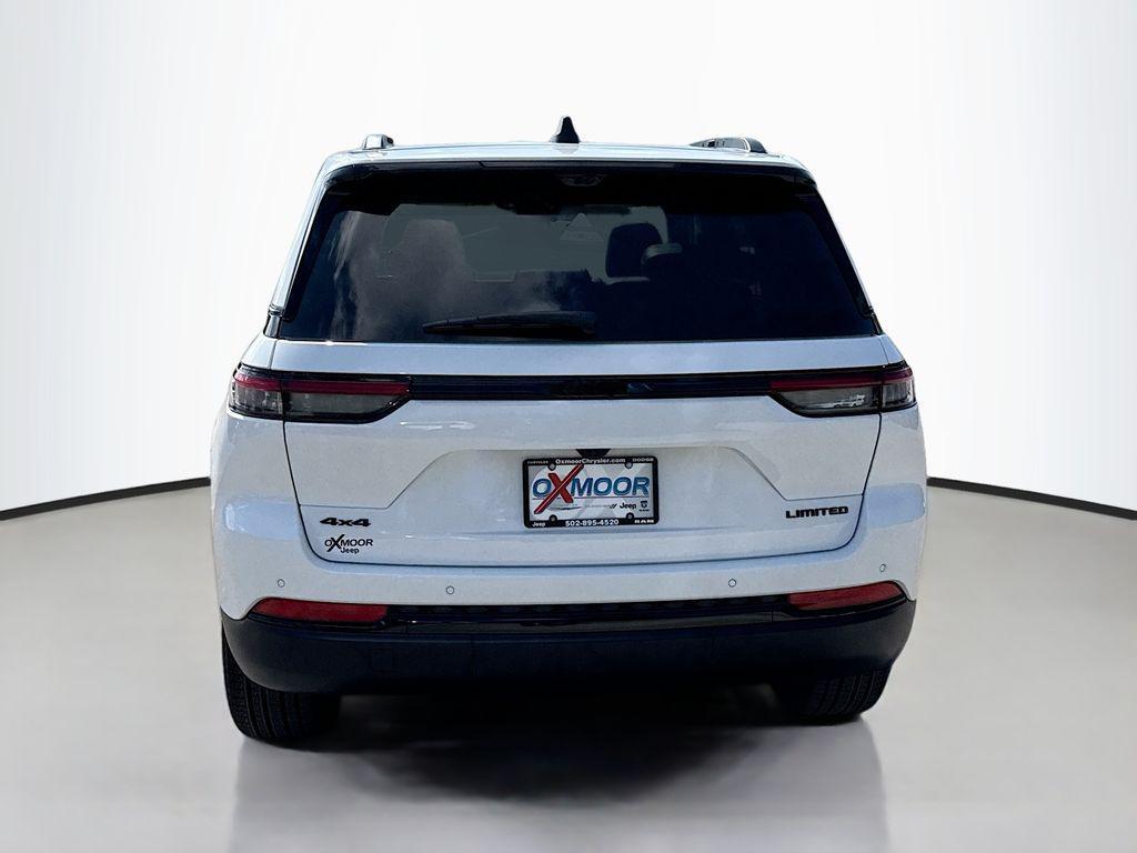 new 2025 Jeep Grand Cherokee car, priced at $49,840