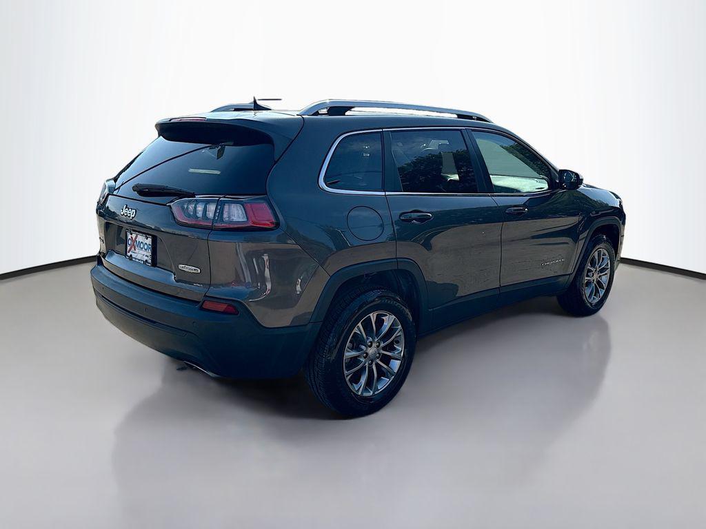 used 2021 Jeep Cherokee car, priced at $17,500