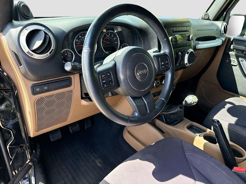 used 2013 Jeep Wrangler Unlimited car, priced at $19,500