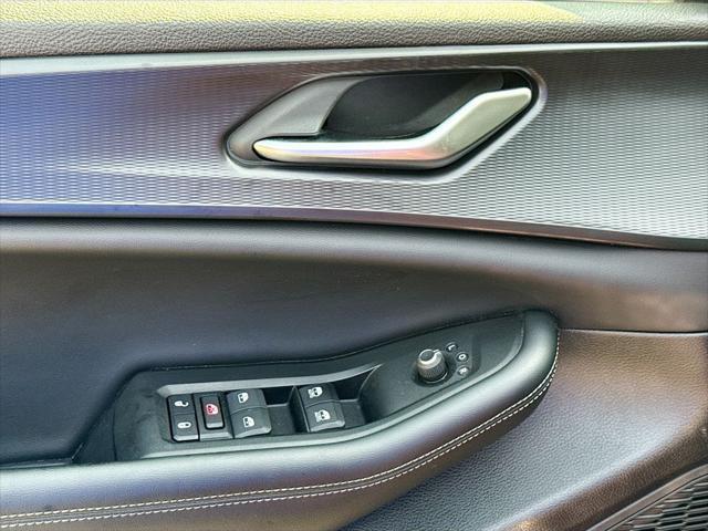 used 2024 Jeep Grand Cherokee car, priced at $37,000