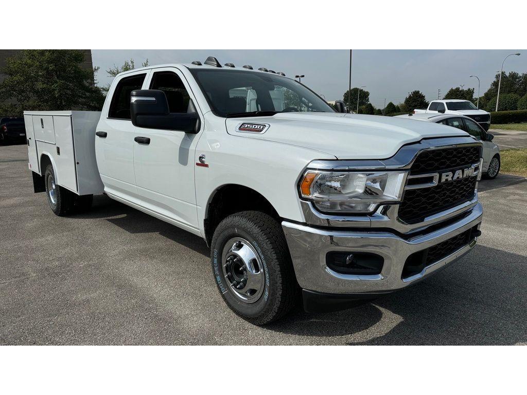 new 2024 Ram 3500 car, priced at $79,806