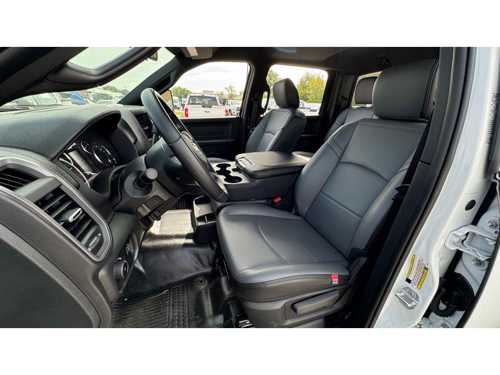 new 2024 Ram 3500 car, priced at $79,806
