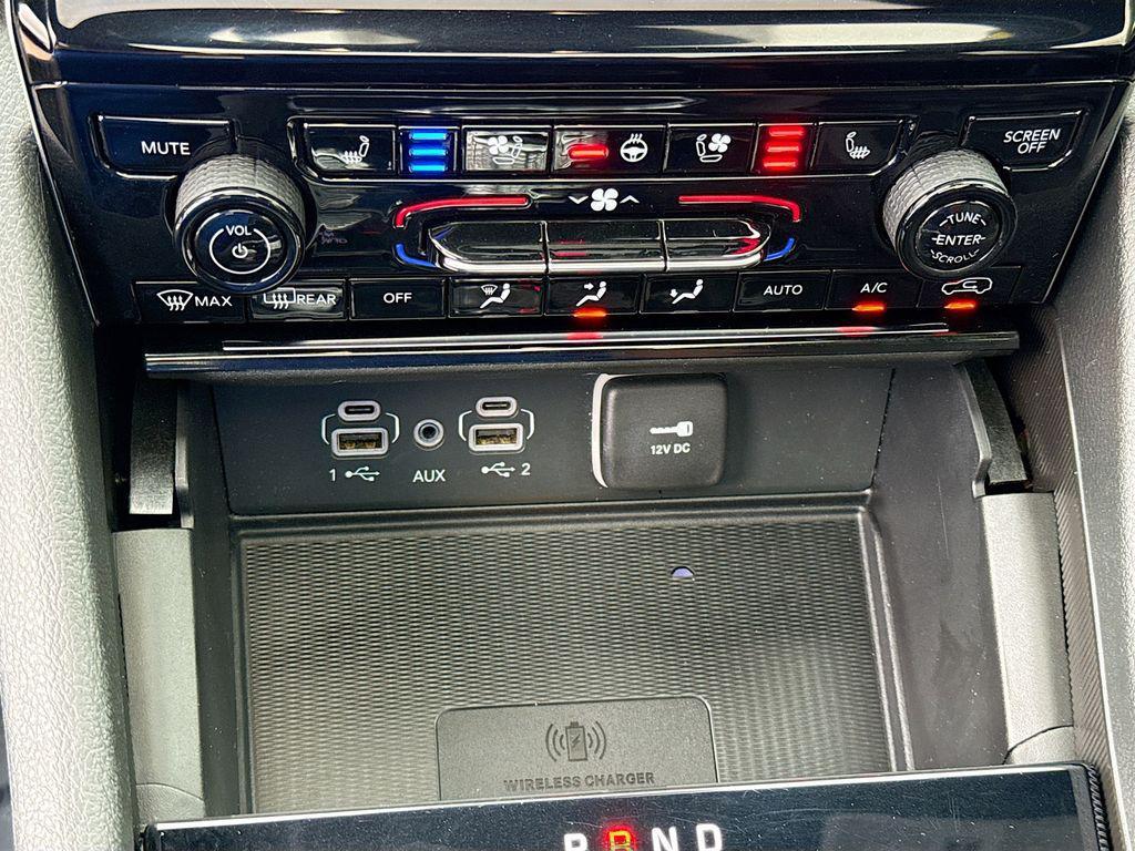 used 2024 Jeep Grand Cherokee L car, priced at $35,000