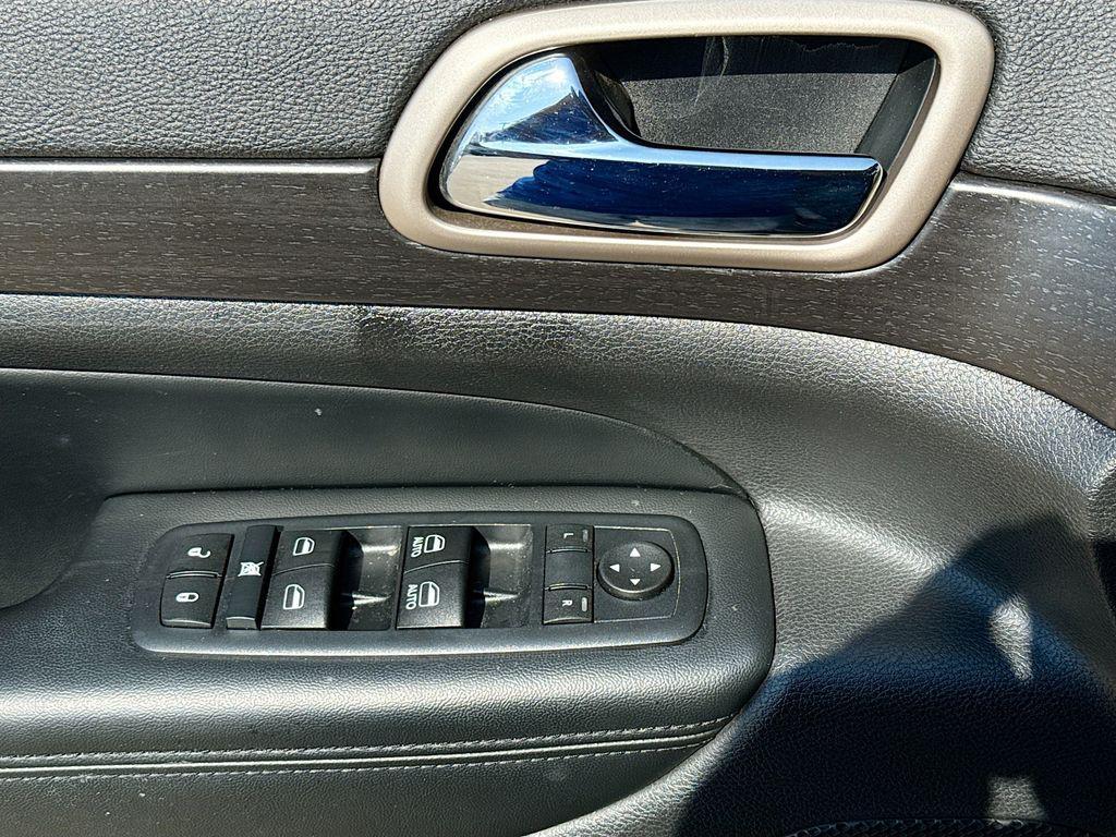 used 2016 Jeep Grand Cherokee car, priced at $12,000