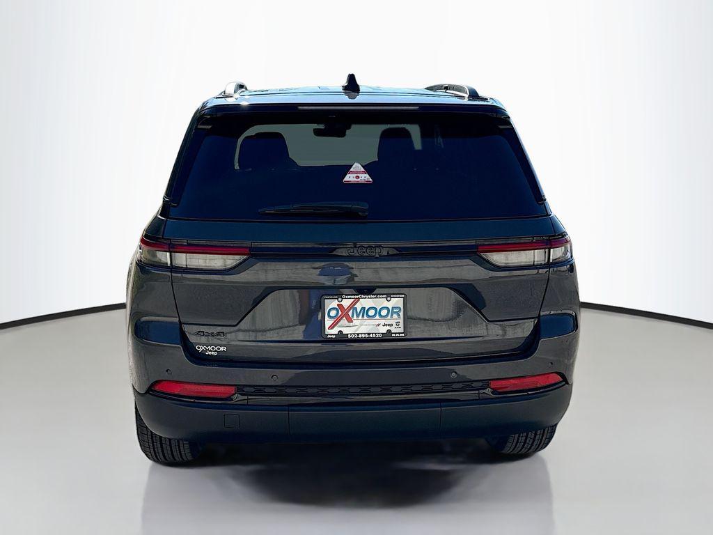 new 2025 Jeep Grand Cherokee car, priced at $41,725