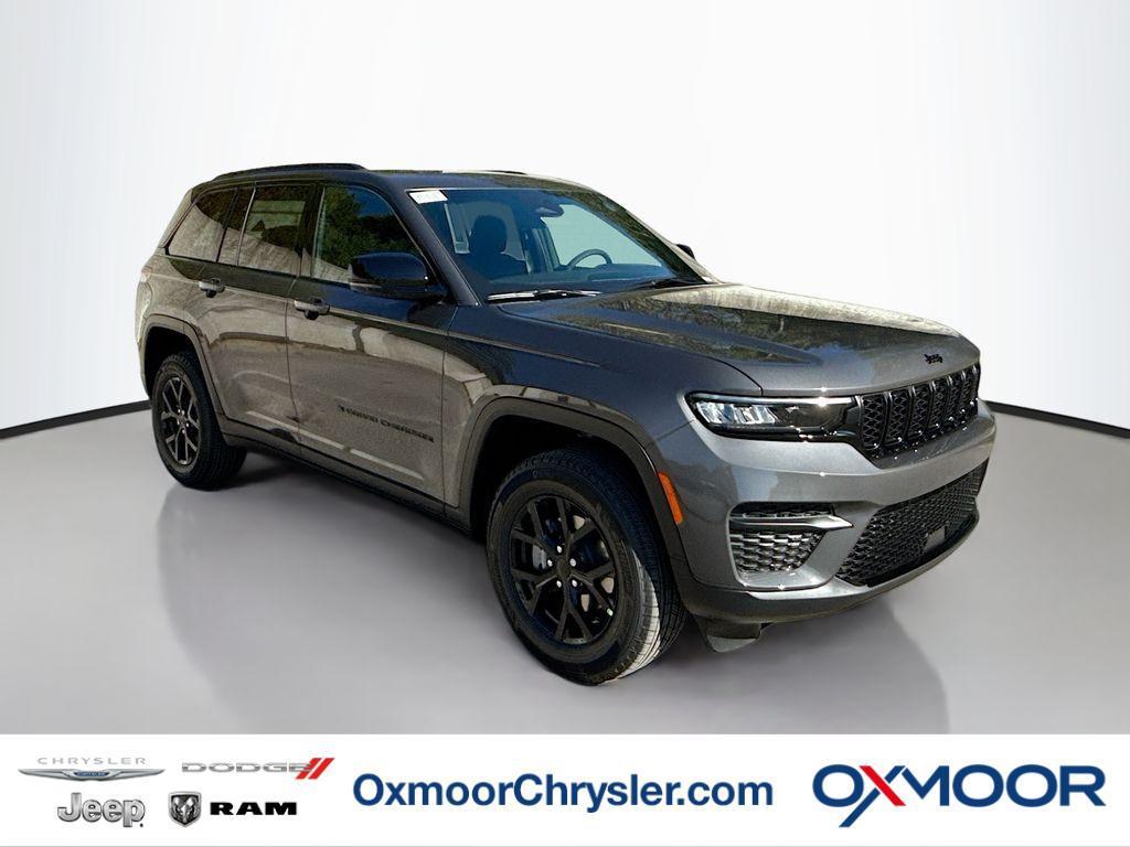 new 2025 Jeep Grand Cherokee car, priced at $41,725