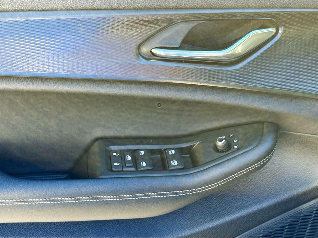 new 2025 Jeep Grand Cherokee car, priced at $41,725