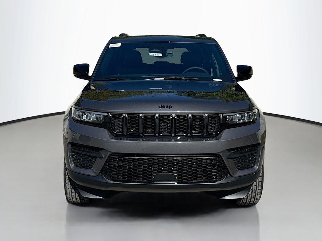 new 2025 Jeep Grand Cherokee car, priced at $41,725