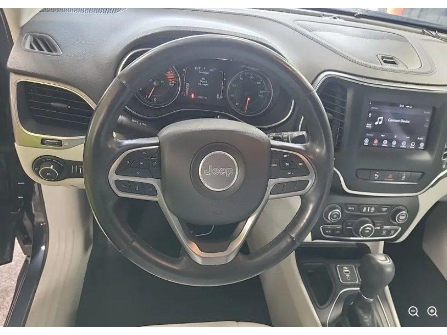 used 2021 Jeep Cherokee car, priced at $25,250
