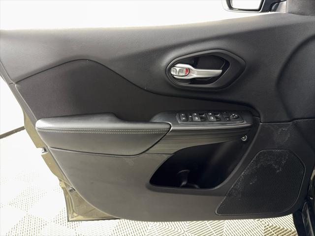 used 2016 Jeep Cherokee car, priced at $10,000