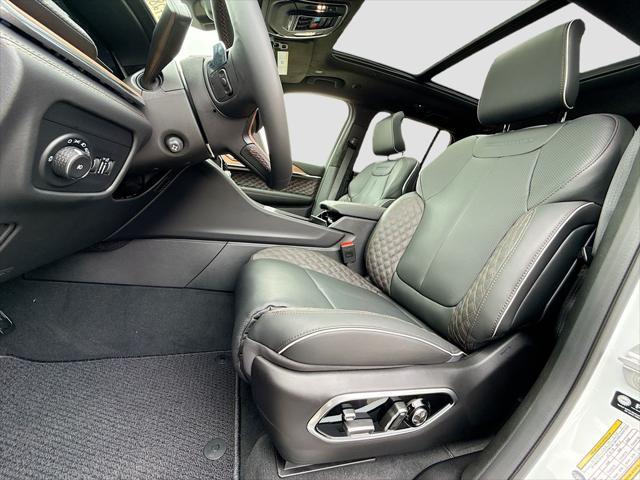 new 2025 Jeep Grand Cherokee car, priced at $60,604