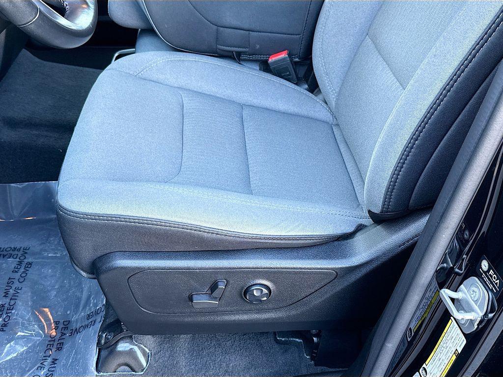 used 2021 Ram 1500 car, priced at $32,200