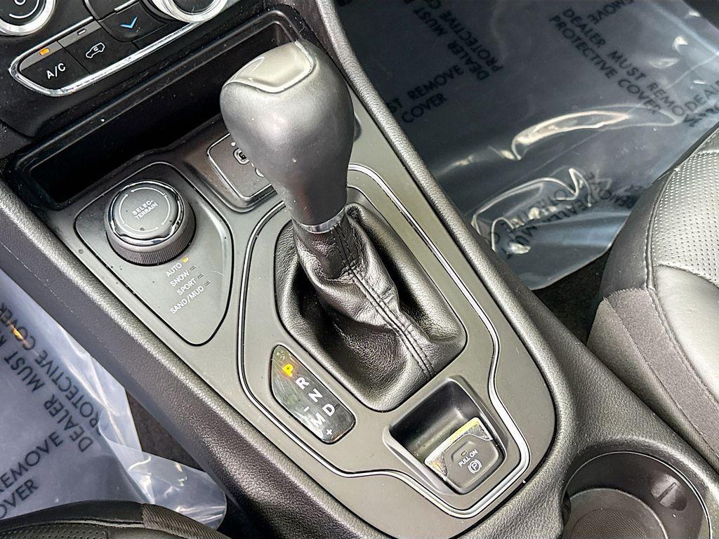 used 2019 Jeep Cherokee car, priced at $19,900