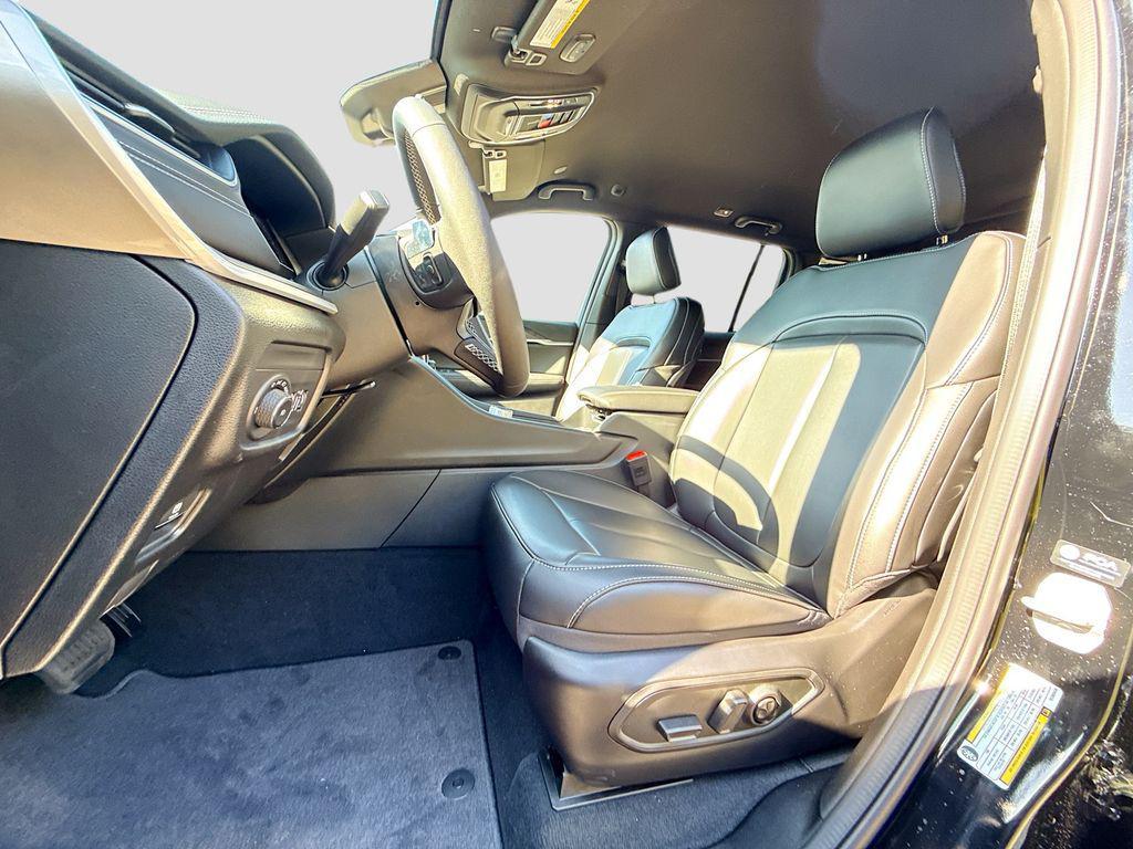 new 2025 Jeep Grand Cherokee car, priced at $40,495