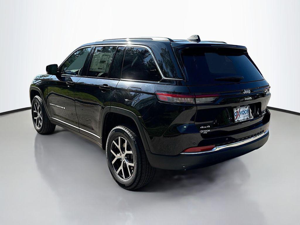 new 2025 Jeep Grand Cherokee car, priced at $40,495