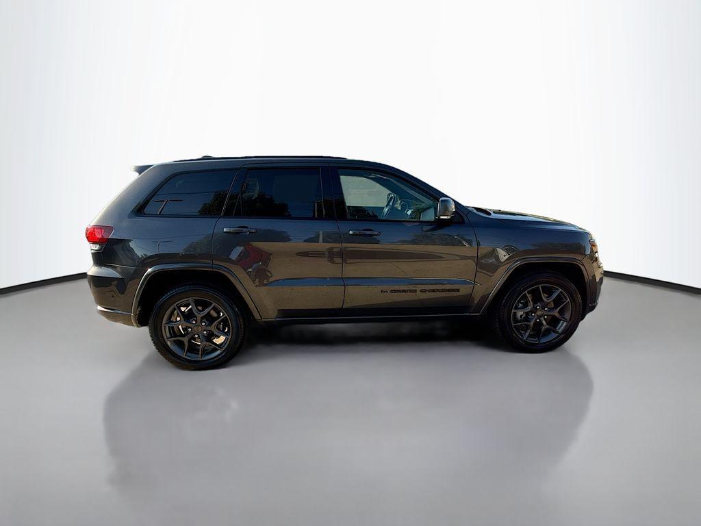 used 2021 Jeep Grand Cherokee car, priced at $27,800