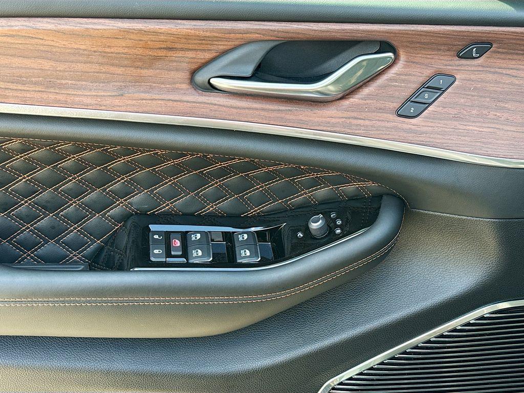 used 2024 Jeep Grand Cherokee L car, priced at $58,200