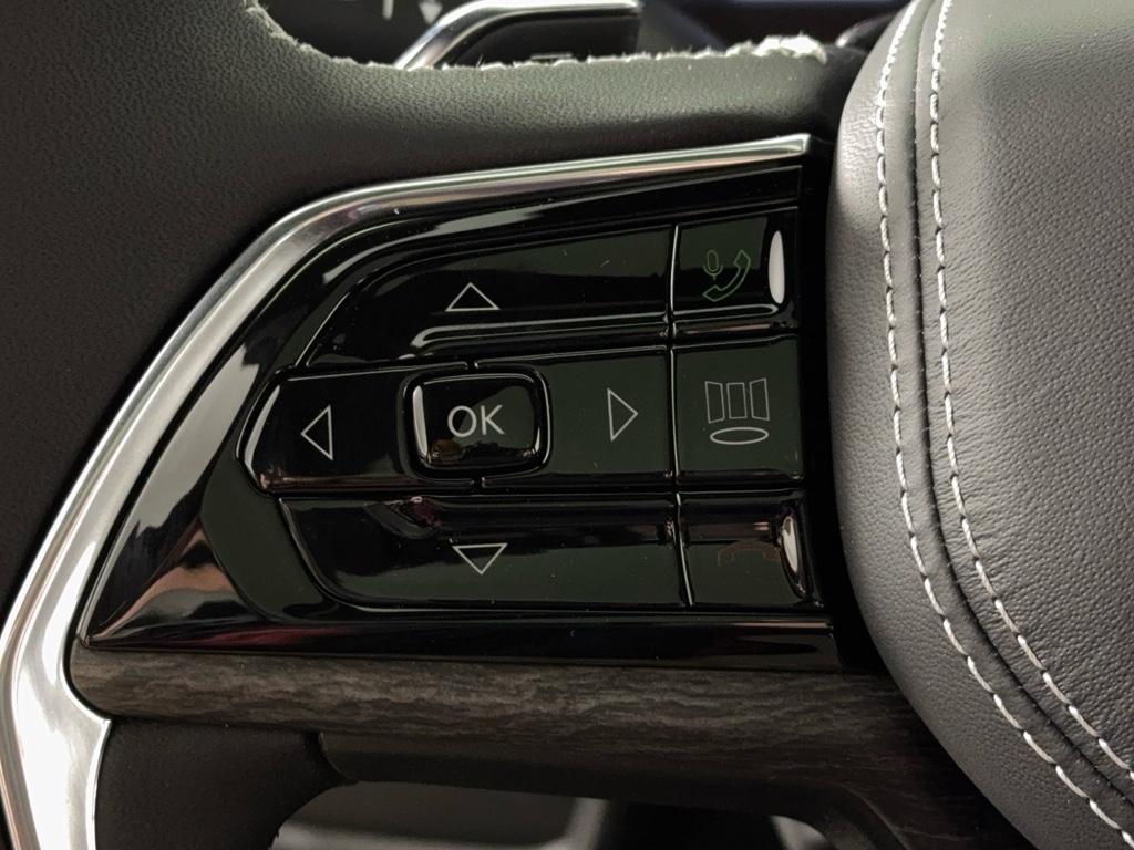 new 2025 Jeep Grand Cherokee car, priced at $55,949