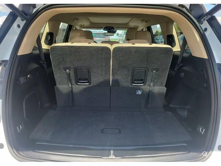 used 2022 Jeep Grand Cherokee L car, priced at $34,000